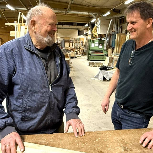 Hyttebyggjarar til tusen!